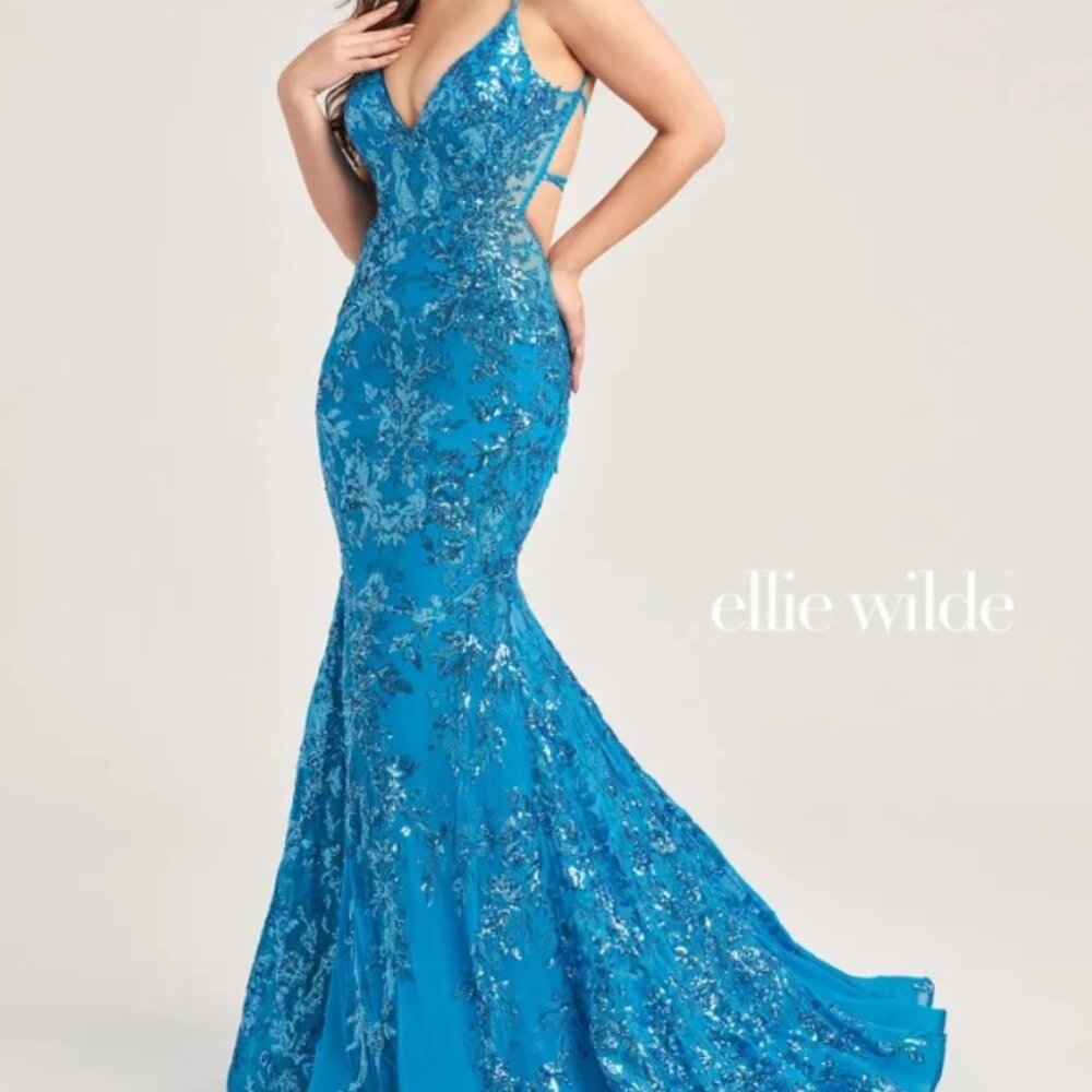 Ellie Wilde Dress 35011 size 2 Cerulean blue NWT
